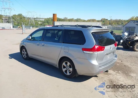 2012 Toyota Sienna Le V6 8 Passenger from USA, damaged, VIN 5TDKK3DC0CS229448